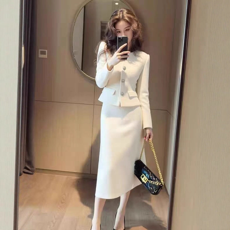 AutumnWinter Elegant And Sophisticated Coat And Skirt Set