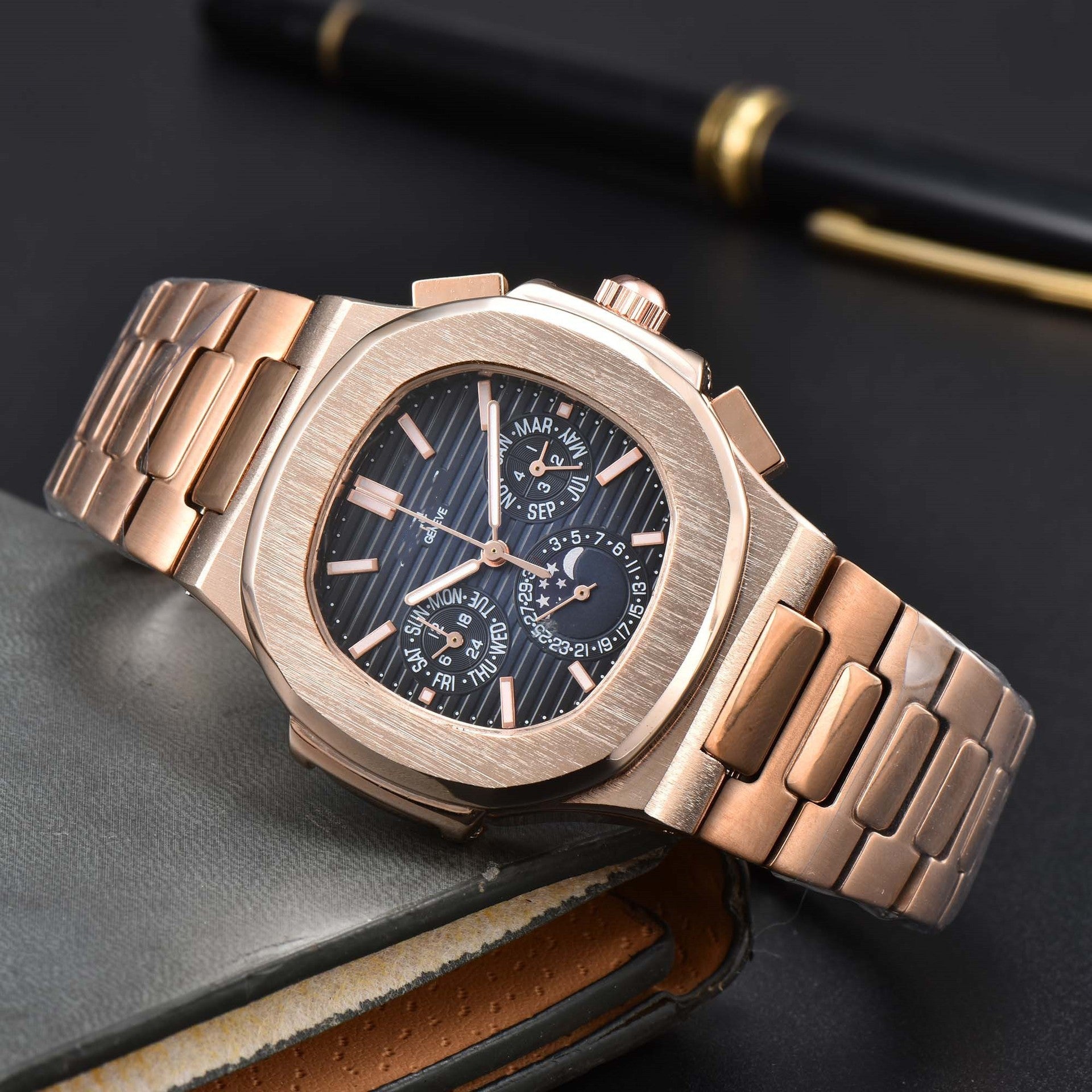 Fashionable Six-Prong Steel-Strap Business-Style Nautilus Mens Watch