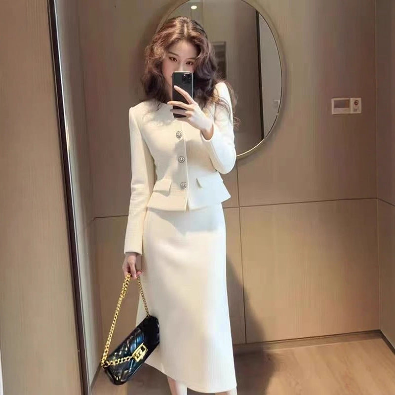 AutumnWinter Elegant And Sophisticated Coat And Skirt Set